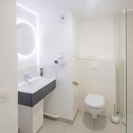 Appart hôtel - Centre - Les Docks 3*
