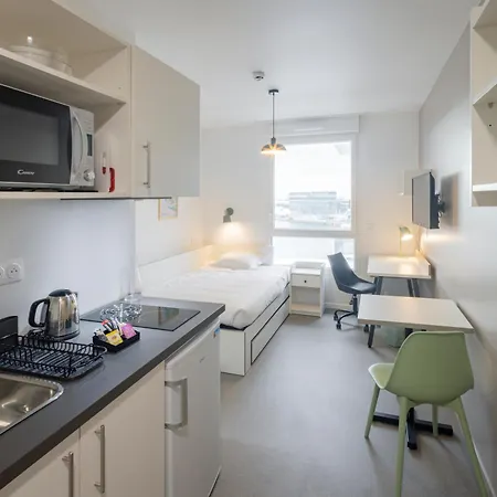 - Centre - Les Docks