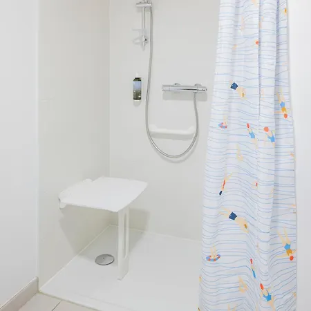 Aparthotel - Centre - Les Docks 3*